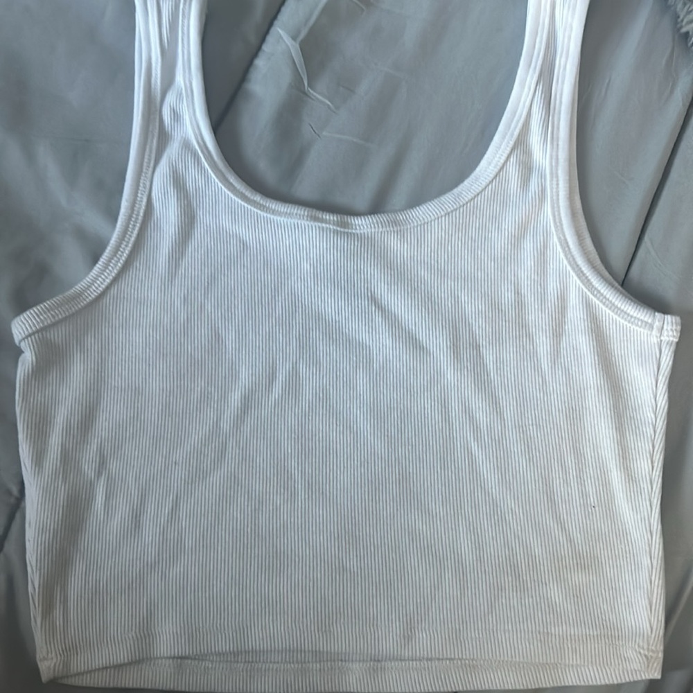 Miami Style Large Cropped Tank- Ribbed Beachy Pattern - Picture 3 of 3